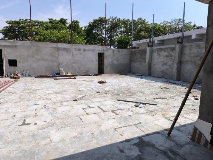 Showroom – Step 2: Boundary, foundation & base flooring